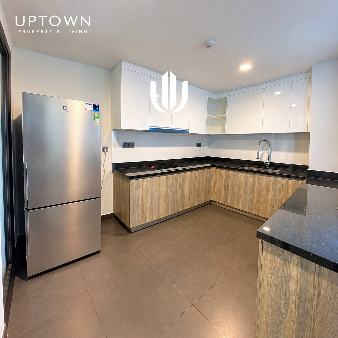 Cho thuê căn hộ 4PN Feliz En Vista 200m² tầng 24, view thành phố, nội thất đầy đủ