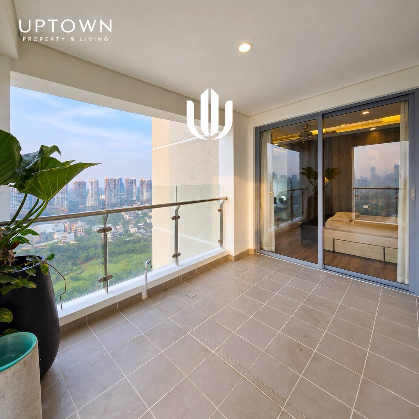 Cho thuê căn hộ penthouse Diamond Island 309m² tầng 25, view sông, nội thất đầy đủ