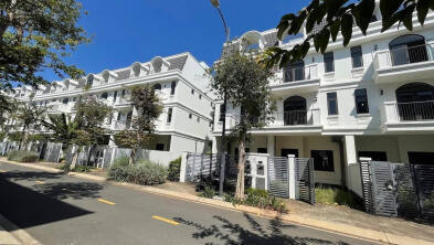 La Vida Residences